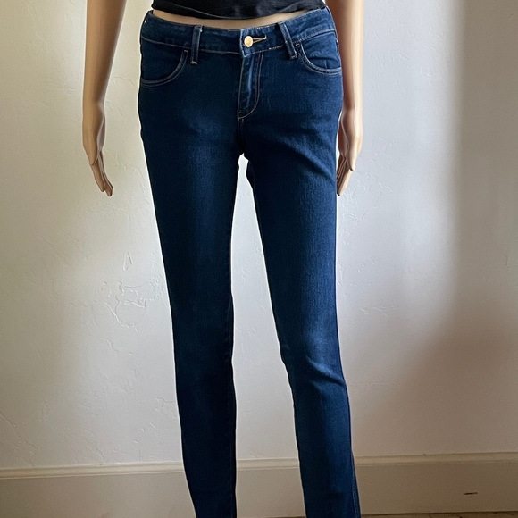 Jeans - Picture 2 of 7